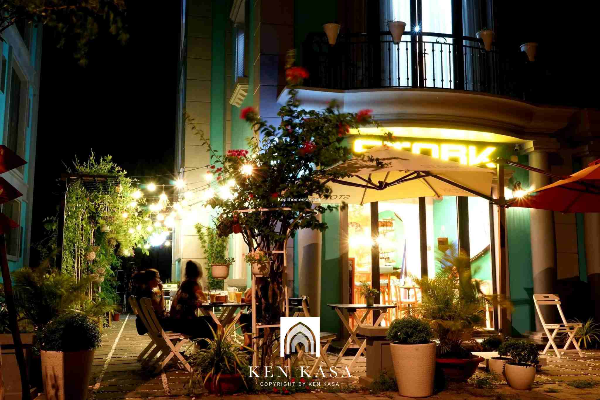 Kh&ocirc;ng gian ngo&agrave;i trời của Stork homestay 